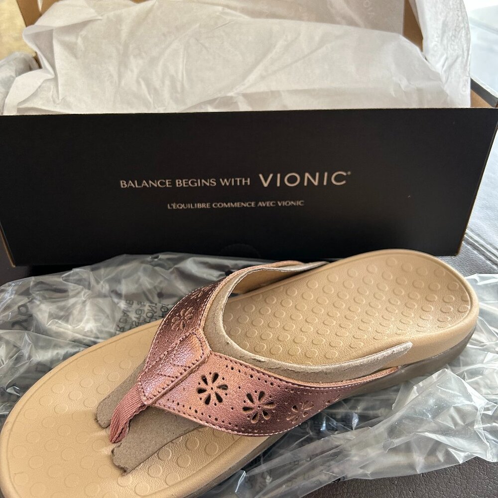 NEW Vionic Leather Tide Sandals - SZ 9 - Rose Gold